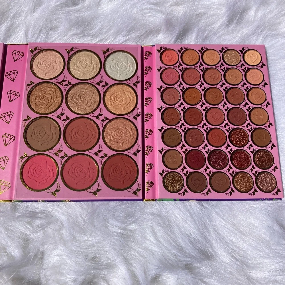 Selena Makeup Pallet - Picture 4 of 4